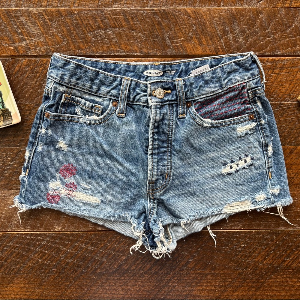Old Navy Blue Jean Shorts Distressed Vintage Style